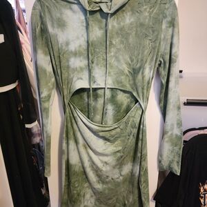 Tie-Dye Green Cutout Long Sleeve Dress